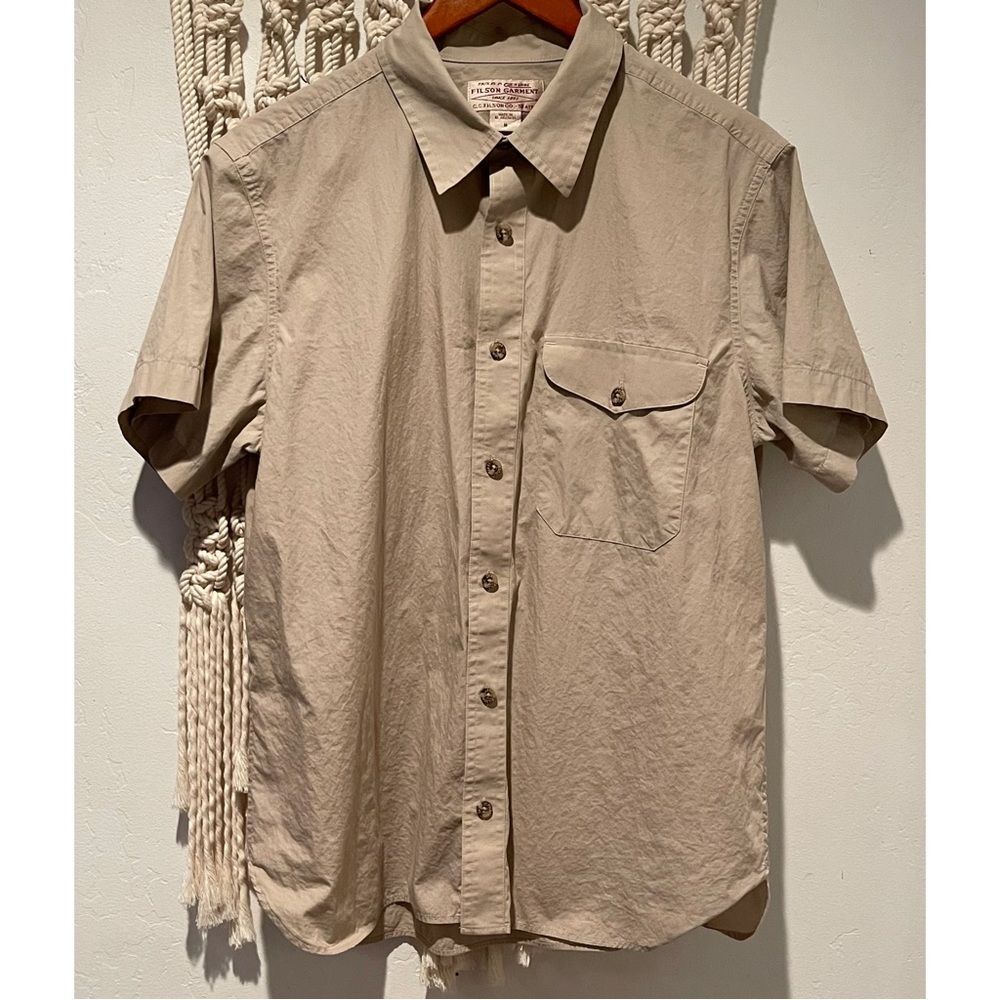 Filson Garment Button Down Shirt MED Short Sleeve Tan 100% Cotton Sustainable